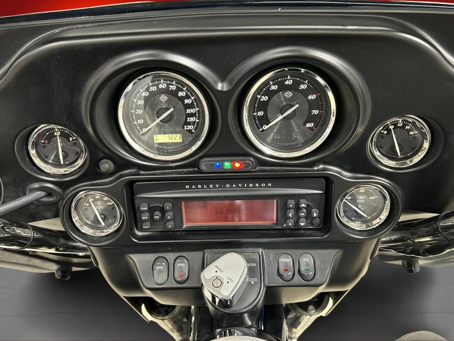 HARLEY-DAVIDSON Touring 2012