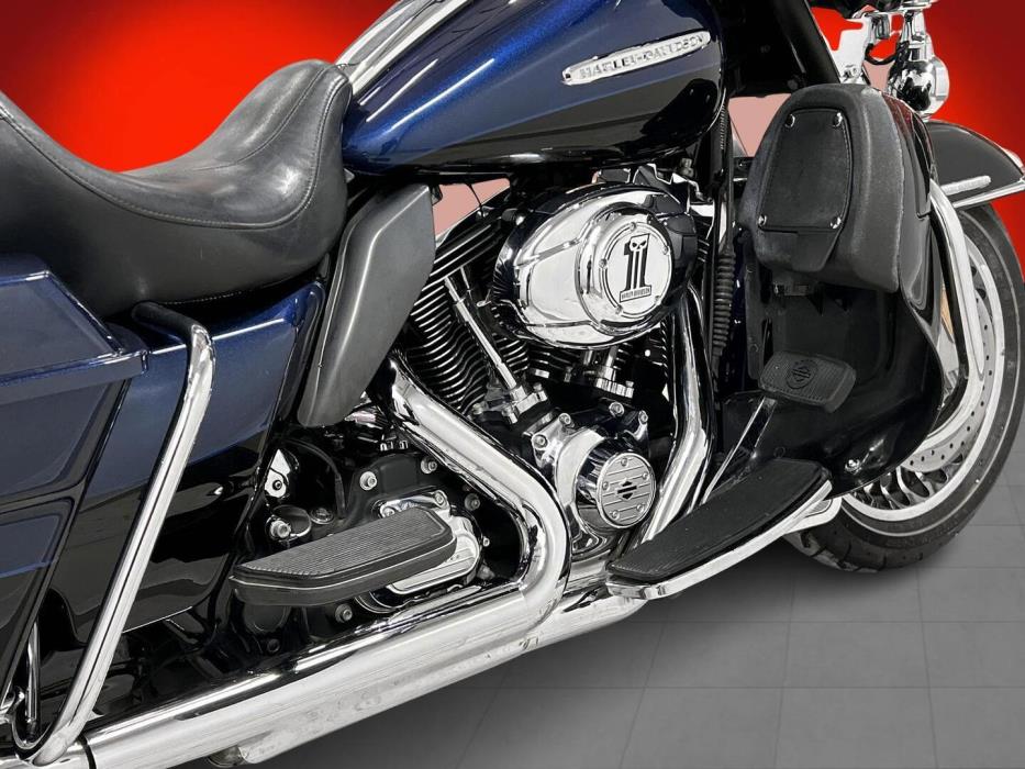 HARLEY-DAVIDSON Touring 2012