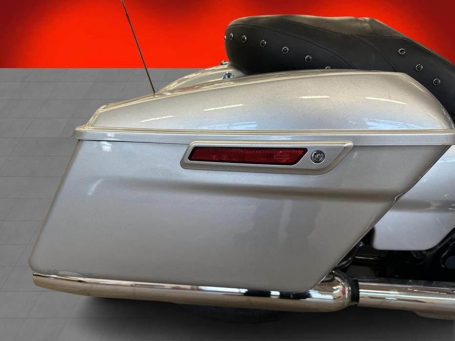 HARLEY-DAVIDSON Touring 2014