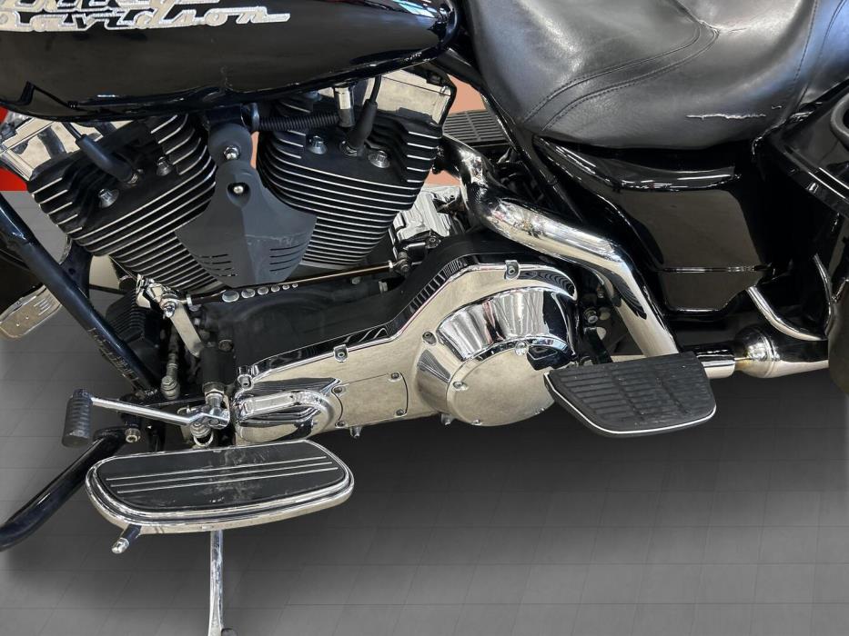 HARLEY-DAVIDSON TOURING 2005