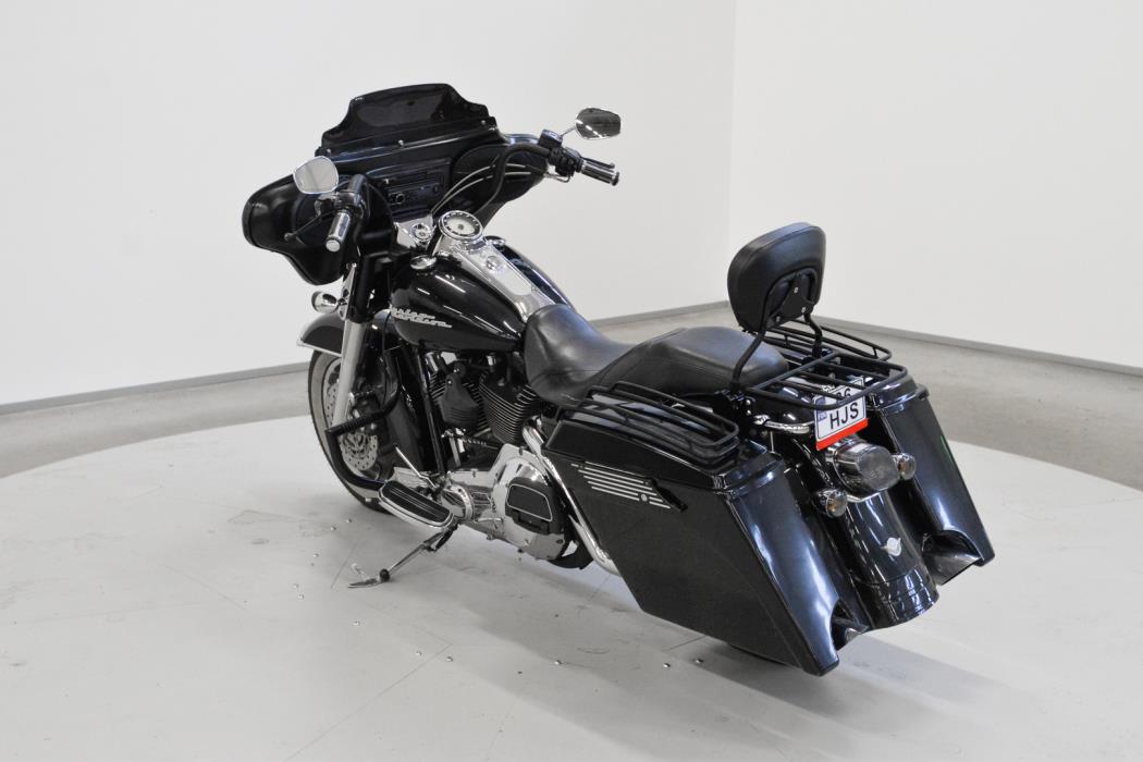 HARLEY-DAVIDSON TOURING 2005