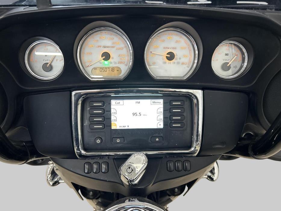 HARLEY-DAVIDSON TOURING 2014