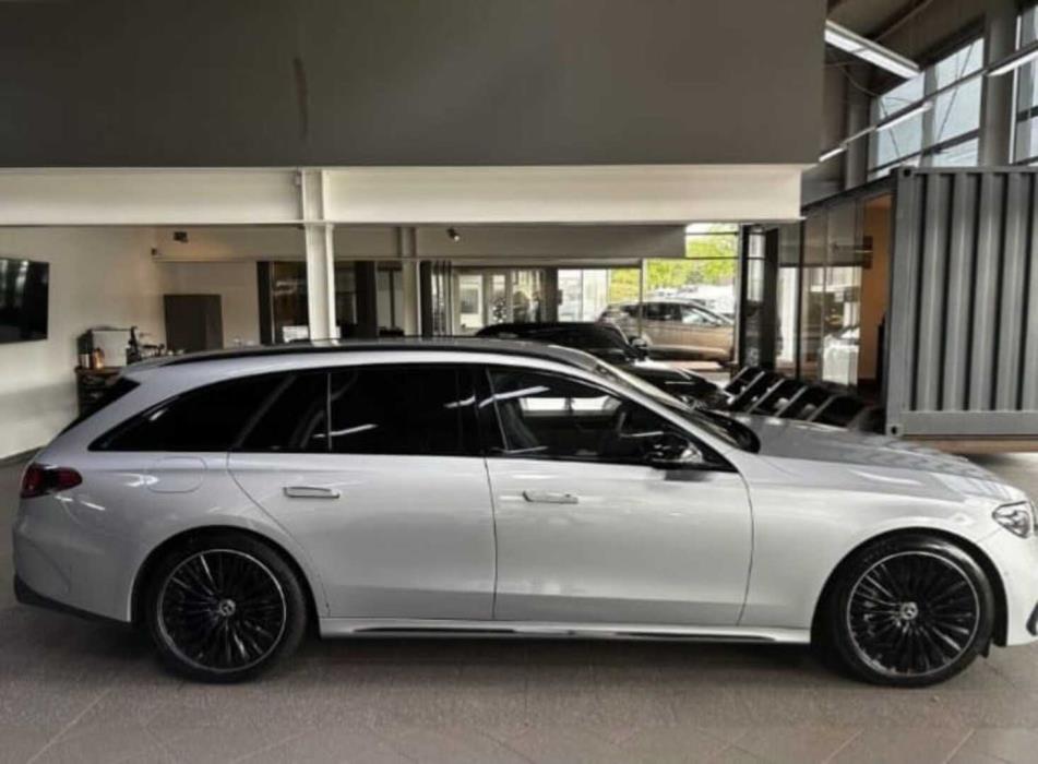 MERCEDES-BENZ E 2025