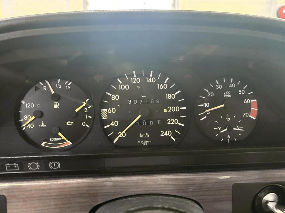 MERCEDES-BENZ S 1980