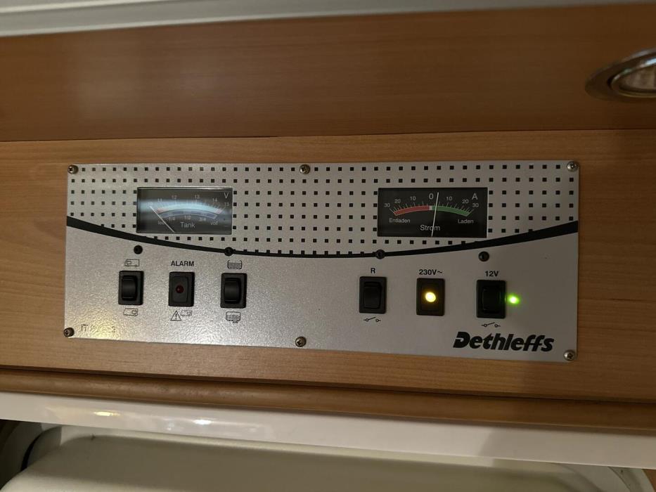 DETHLEFFS ADVANTAGE T 6501 B 2009