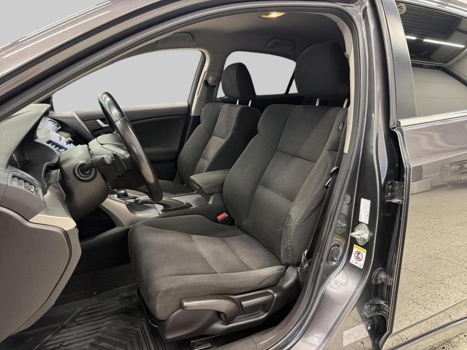 HONDA Accord 2011
