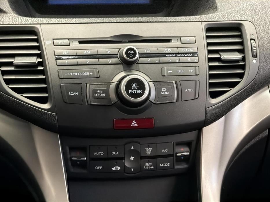 HONDA Accord 2011