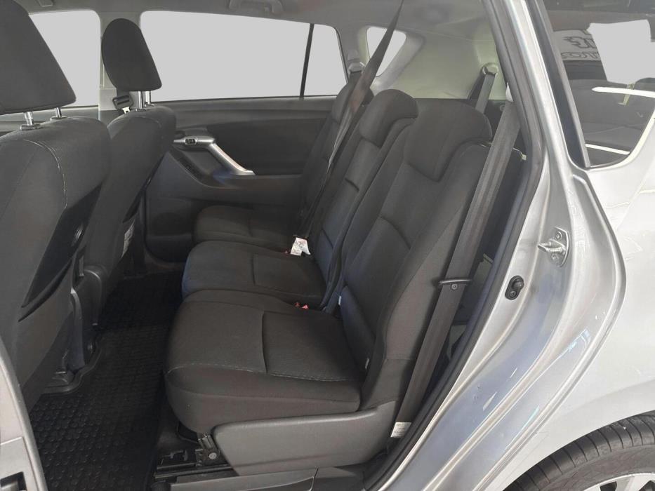 TOYOTA Verso 2012