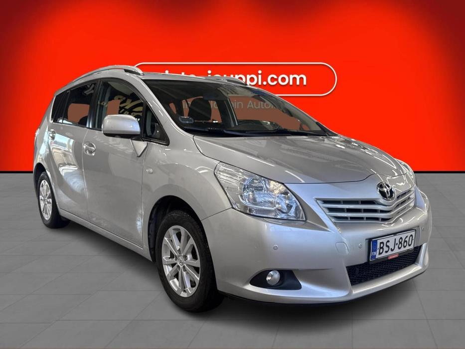 TOYOTA Verso 2012