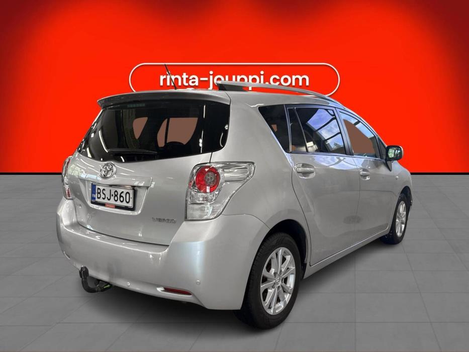 TOYOTA Verso 2012