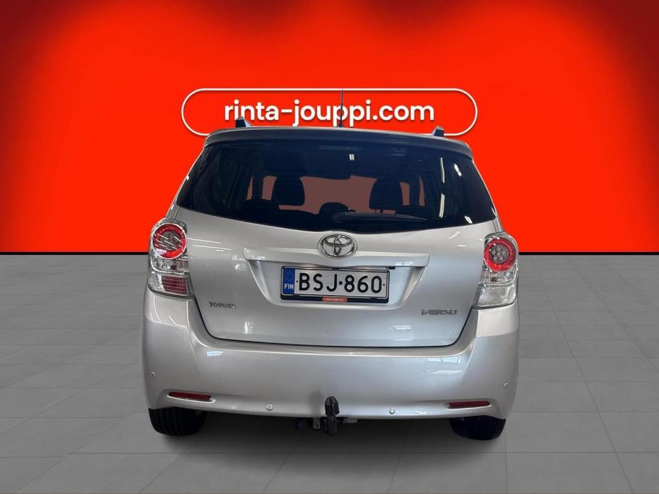 TOYOTA Verso 2012