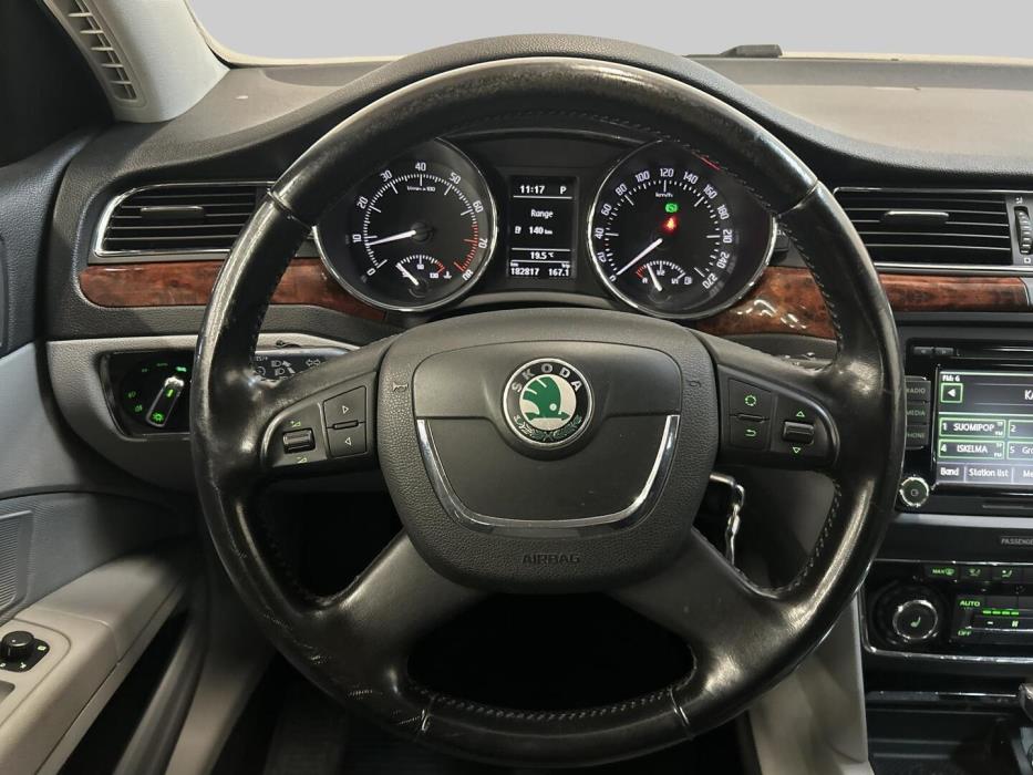 SKODA Superb 2009