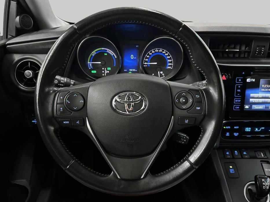 TOYOTA Auris 2018