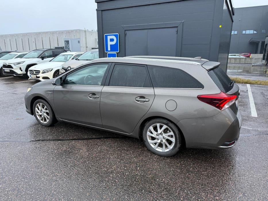TOYOTA Auris 2018