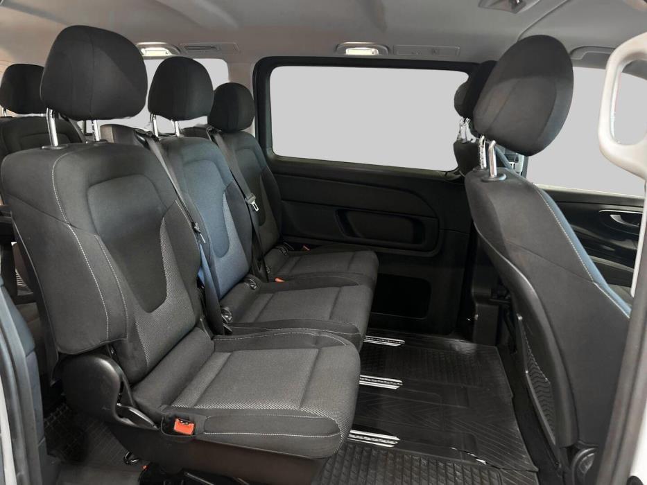MERCEDES-BENZ V 2015