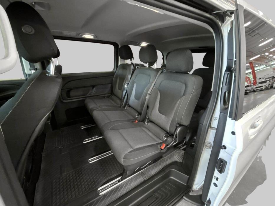 MERCEDES-BENZ V 2015