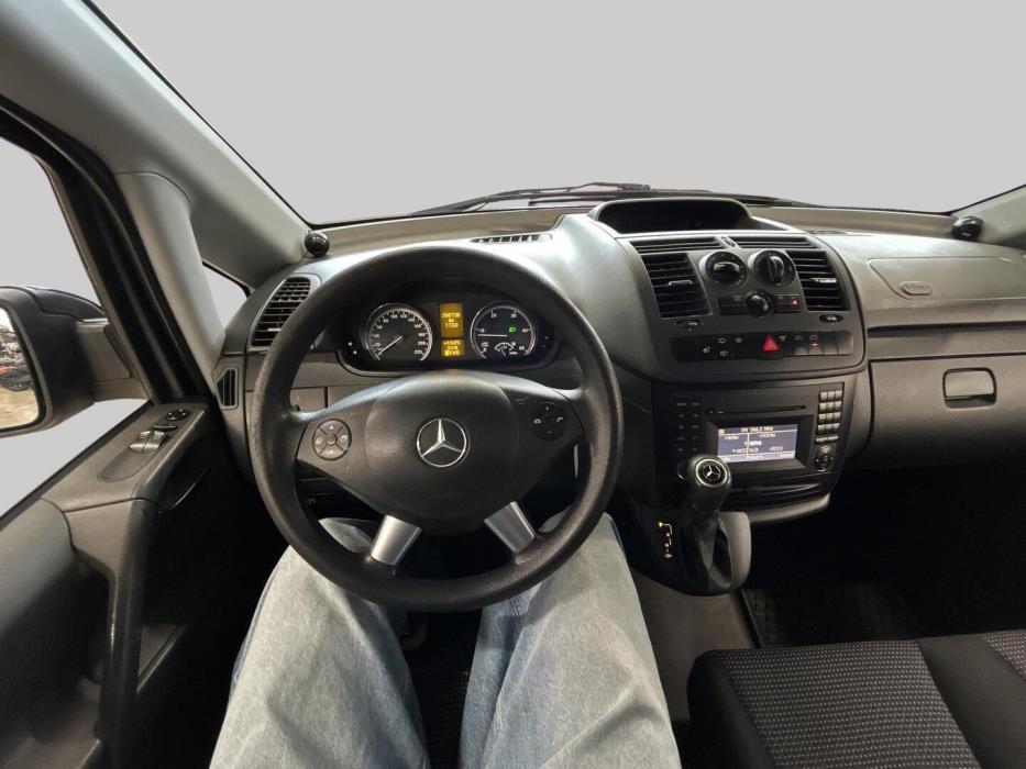 MERCEDES-BENZ Vito 2012