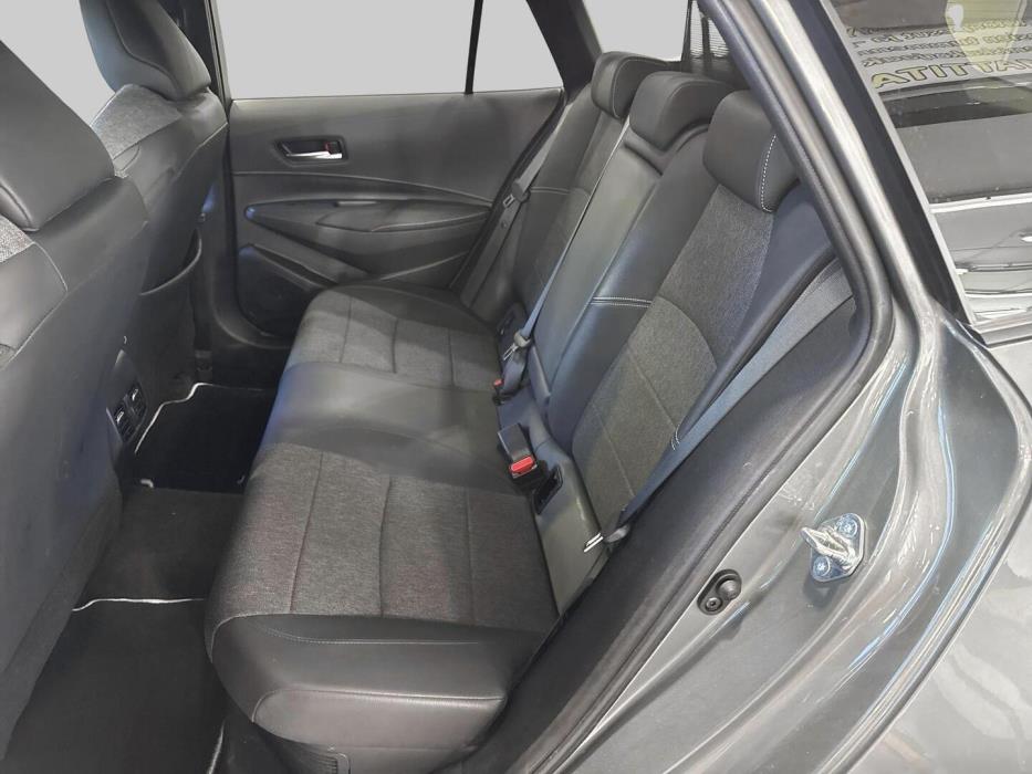 TOYOTA Corolla 2024