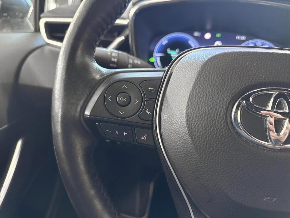TOYOTA Corolla 2024