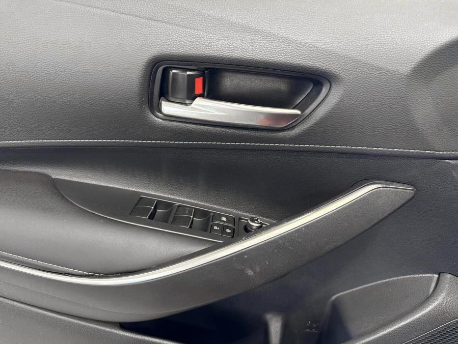 TOYOTA Corolla 2024