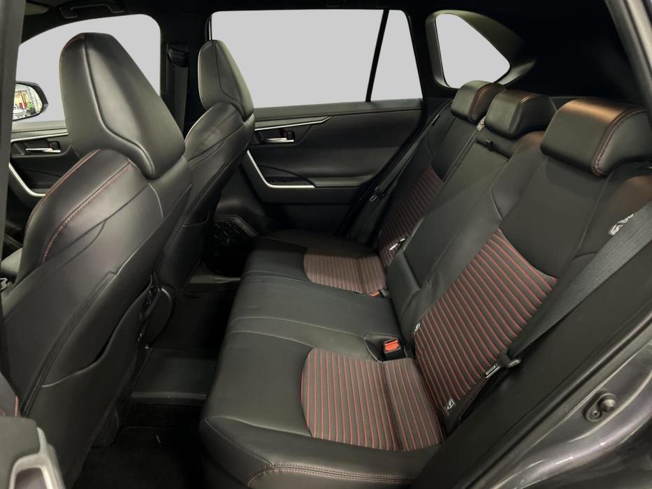 TOYOTA RAV4 PLUG-IN 2021