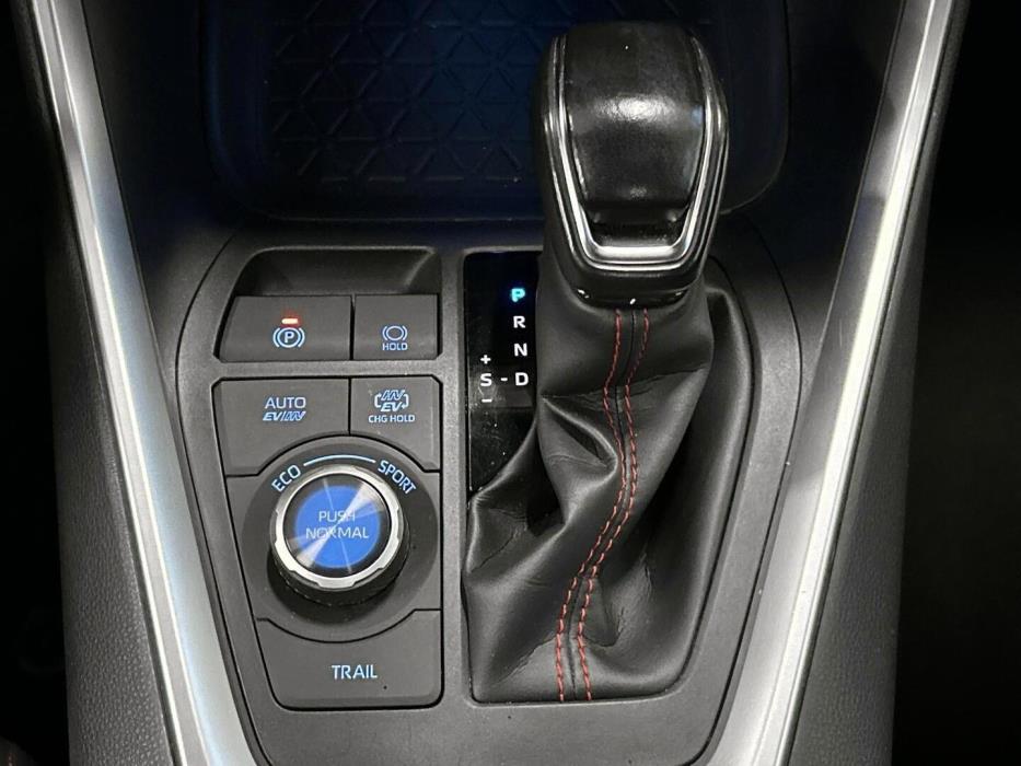 TOYOTA RAV4 PLUG-IN 2021