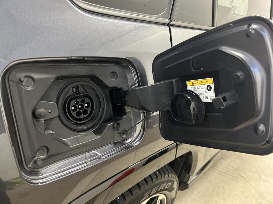 TOYOTA RAV4 PLUG-IN 2021