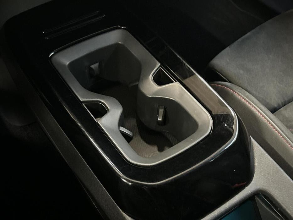 VOLKSWAGEN ID.4 2024