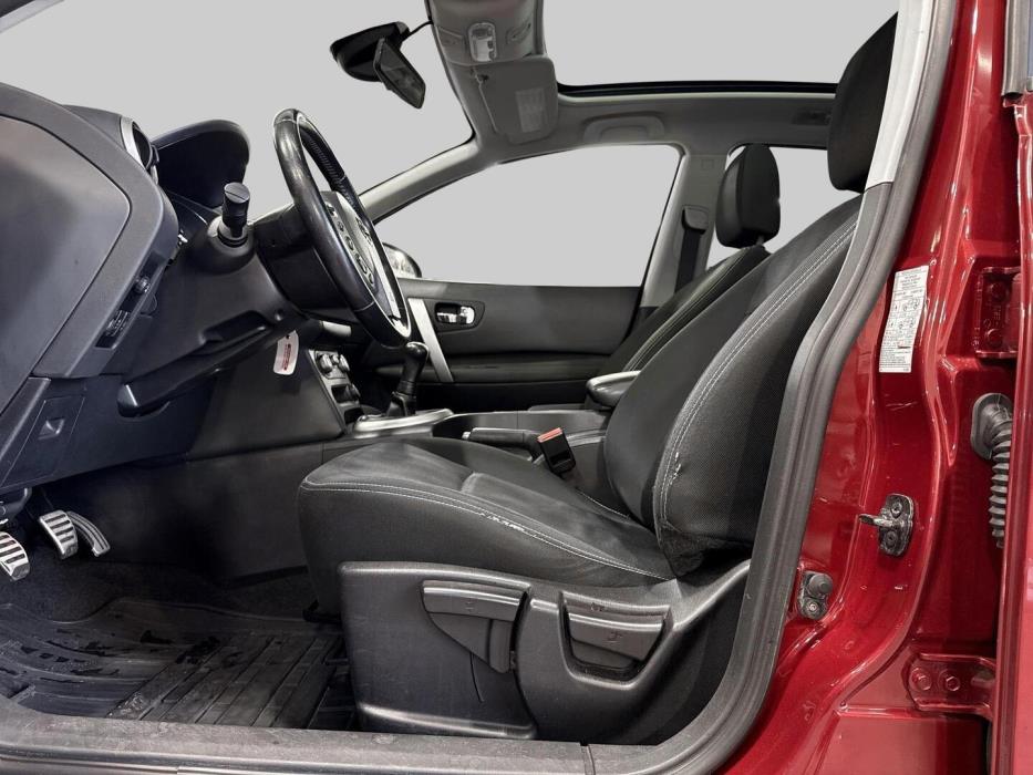 NISSAN Qashqai+2 2011