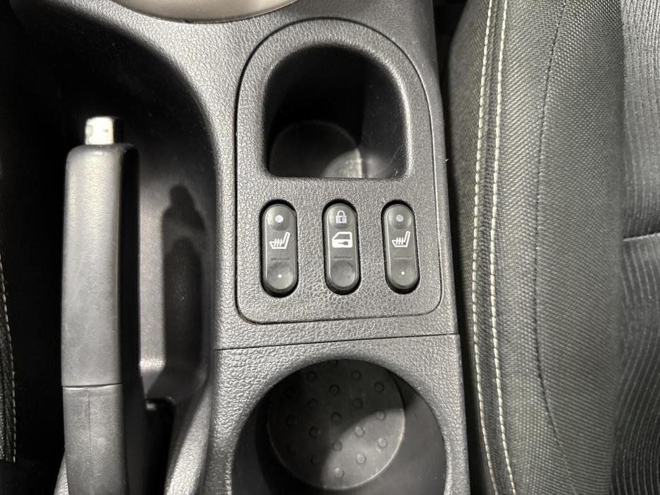 NISSAN Qashqai+2 2011