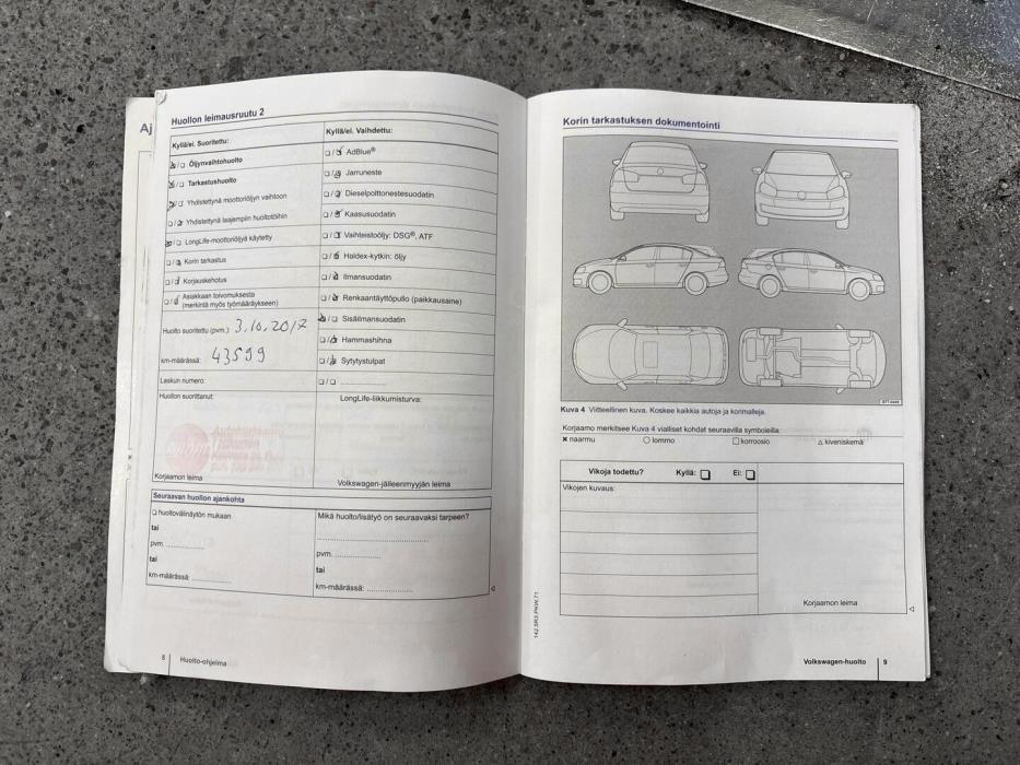 VOLKSWAGEN Polo 2015