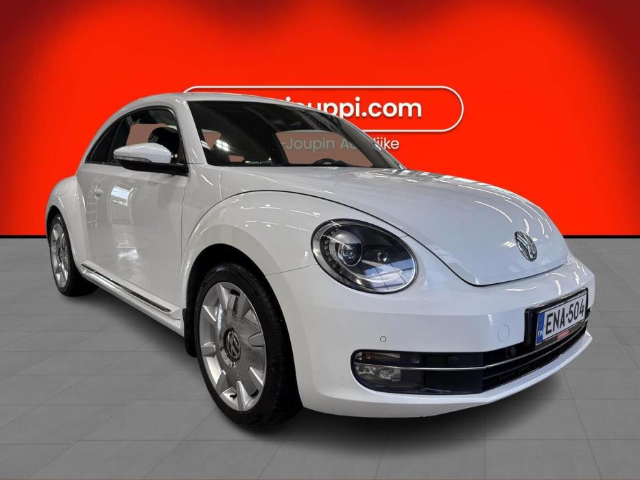 VOLKSWAGEN Beetle 2014