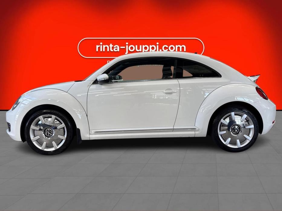 VOLKSWAGEN Beetle 2014