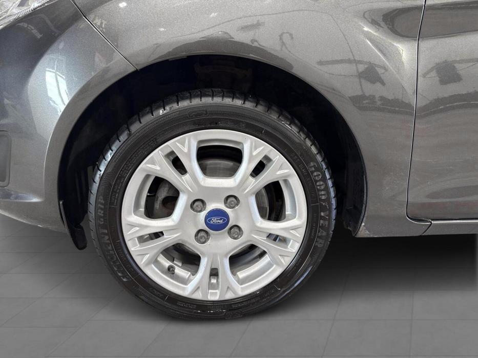 FORD Fiesta 2016