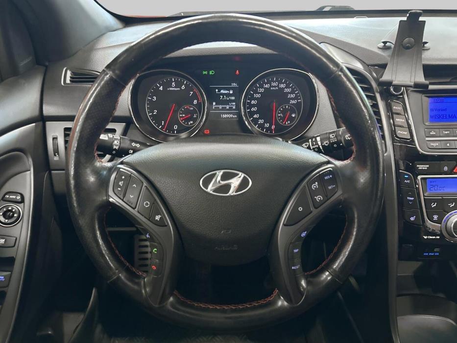 HYUNDAI i30 5d 2016