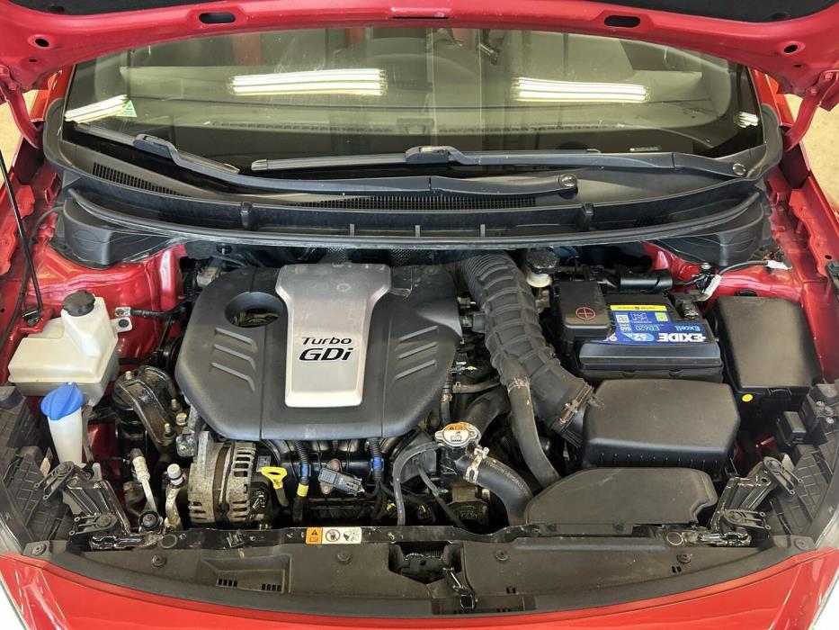 HYUNDAI i30 5d 2016