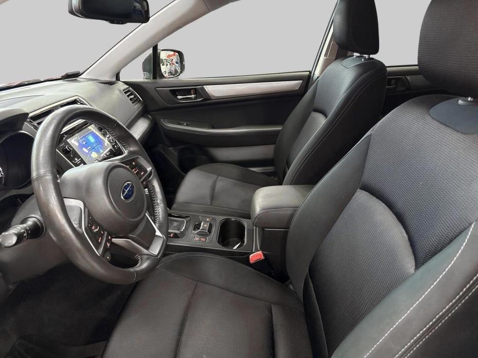 SUBARU Outback 2018