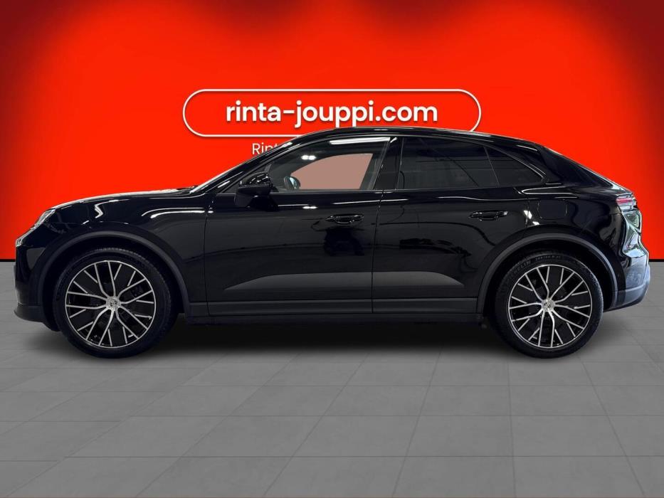 PORSCHE Macan 2024