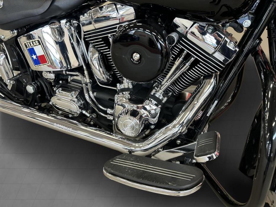 HARLEY-DAVIDSON SOFTAIL 2005