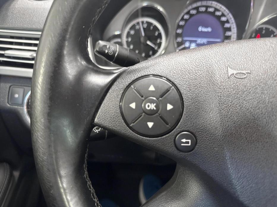 MERCEDES-BENZ E 2010