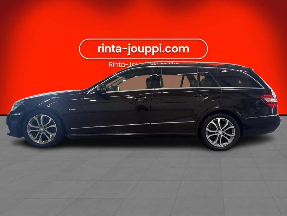 MERCEDES-BENZ E 2010