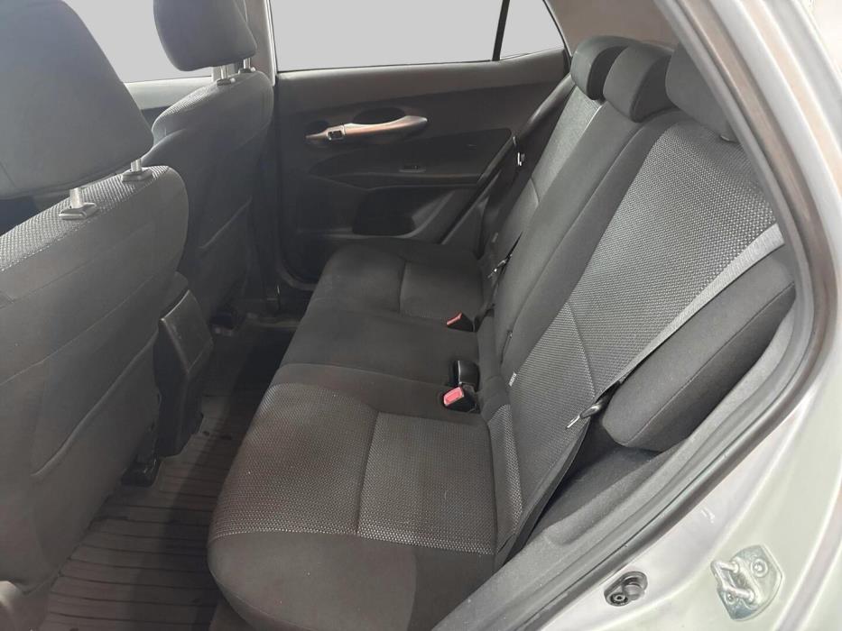 TOYOTA Auris 2012