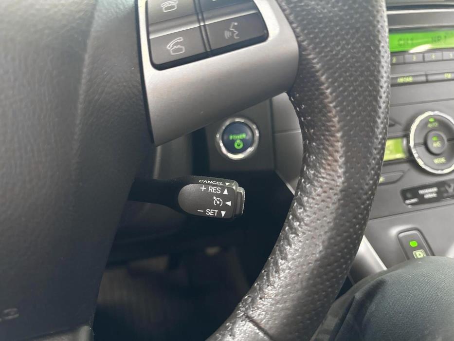 TOYOTA Auris 2012