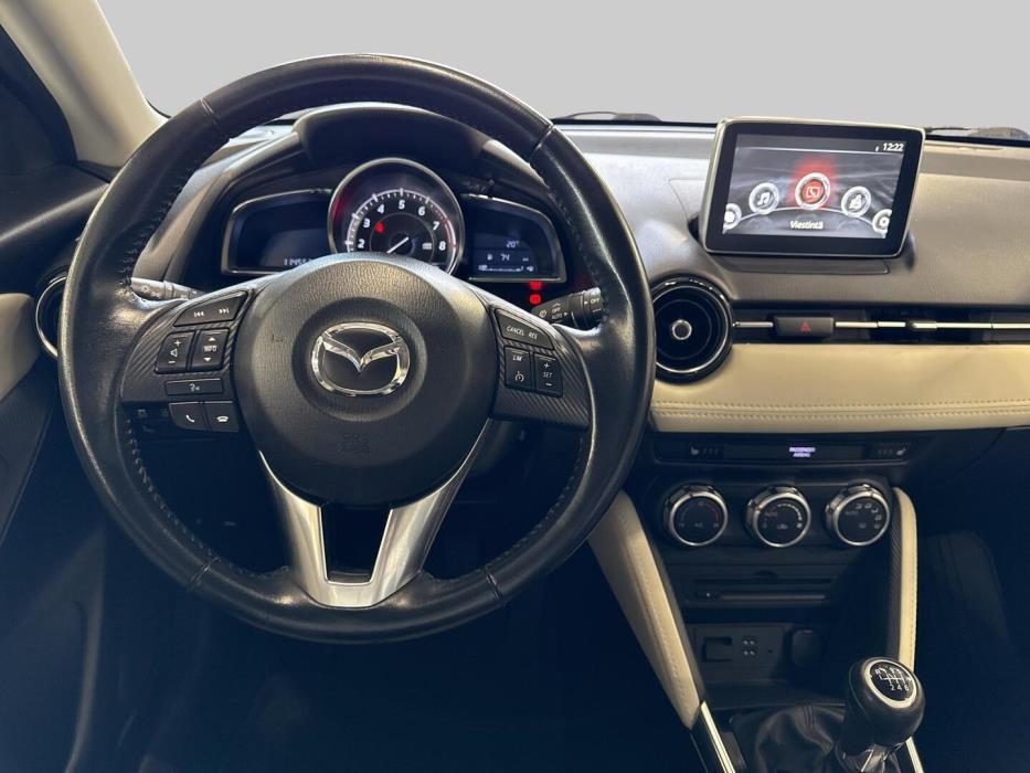 MAZDA 2 2016