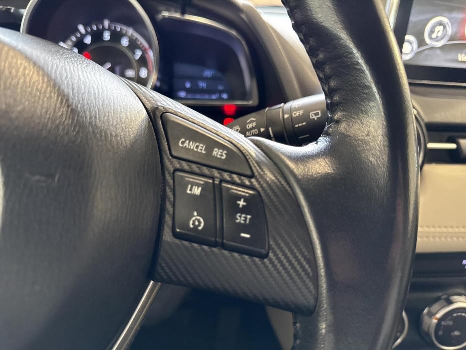 MAZDA 2 2016