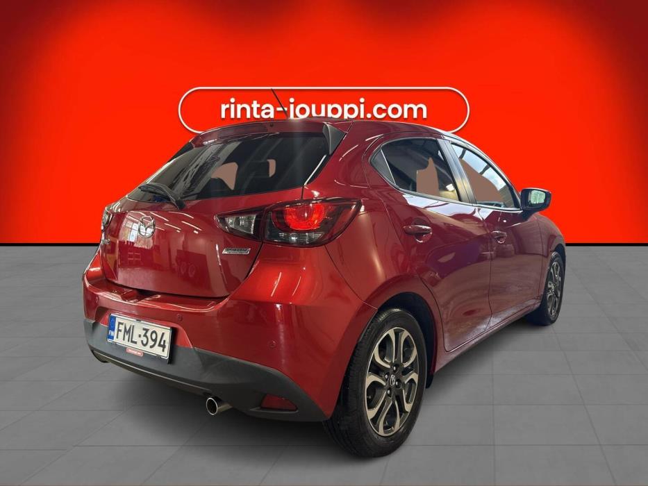 MAZDA 2 2016