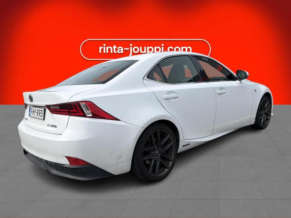 LEXUS IS 2013