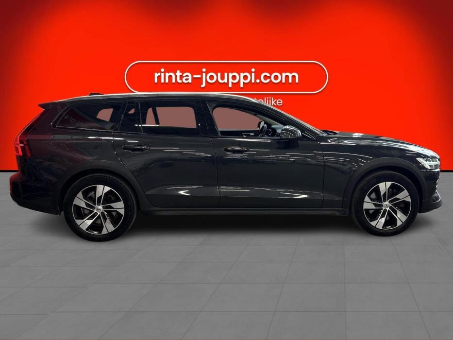 VOLVO V60 Cross Country 2019