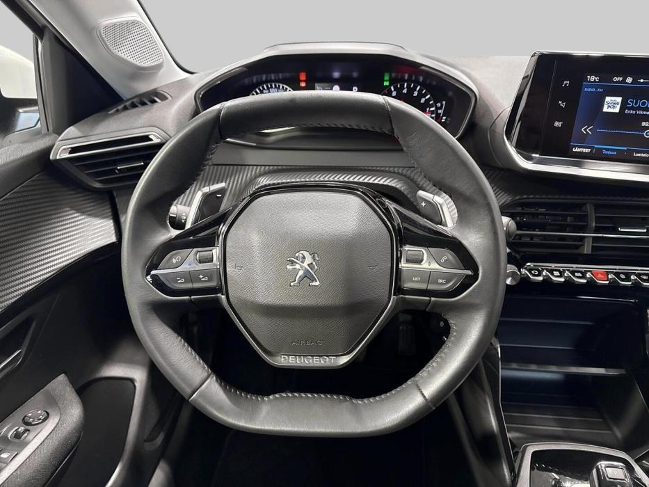 PEUGEOT 208 2022