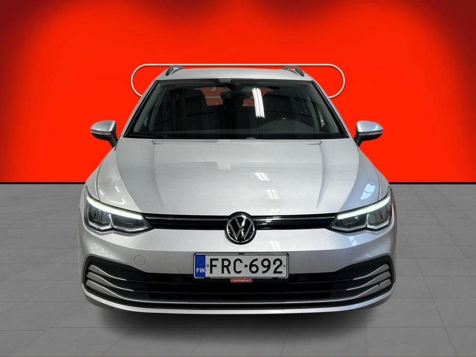 VOLKSWAGEN Golf 2021